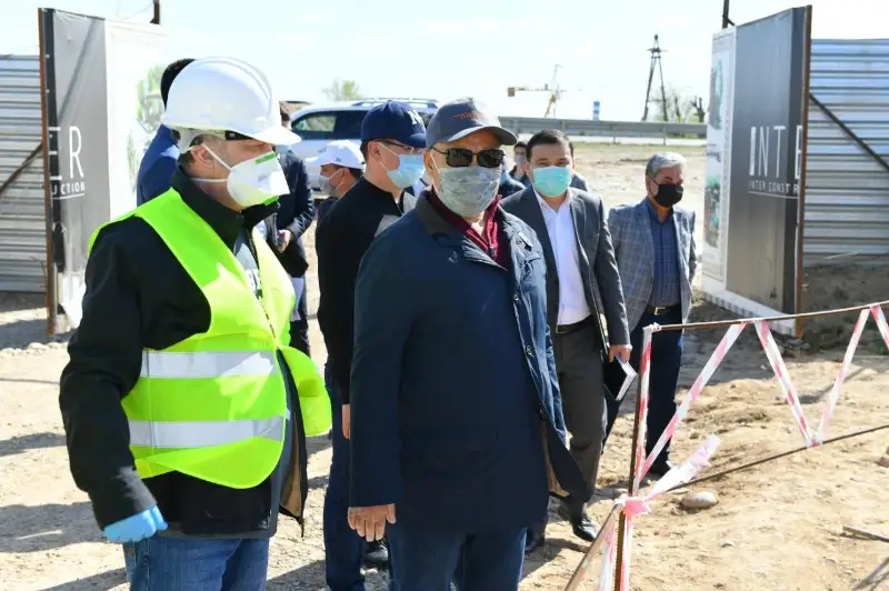 Строительство многоэтажных домов в Туркестане будет продолжено - Умирзак Шукеев