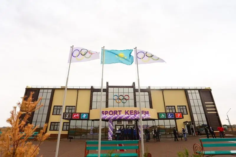 В районном центре ЗКО открыли новый физкультурно-оздоровительный комплекс