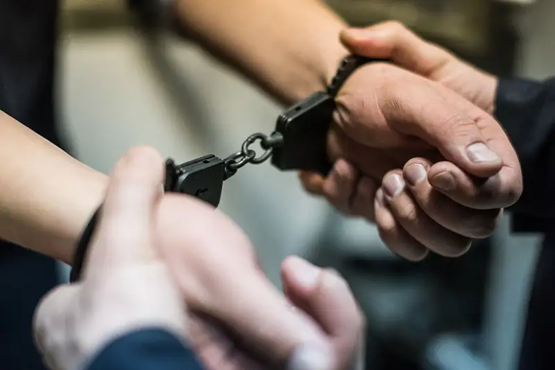 Серийного грабителя задержали в столице