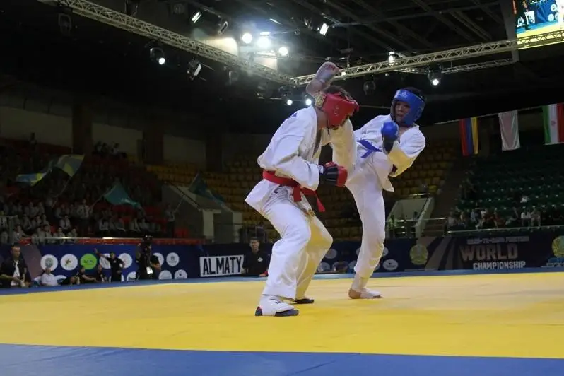 Впервые в Казахстане прошел Чемпионат мира по рукопашному бою среди юниоров