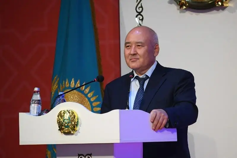 Умирзак Шукеев оценил социально-экономическое развитие Туркестана