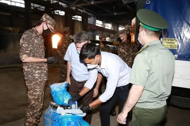 Спецслужбы Узбекистана уничтожили большую партию наркотиков