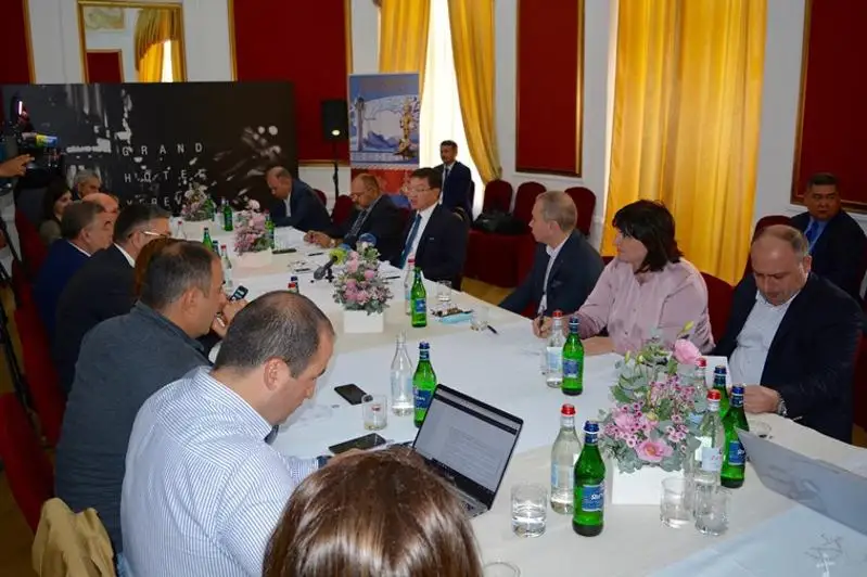 Послание Президента РК и ключевые вопросы внутренней политики Казахстана обсудили в Ереване