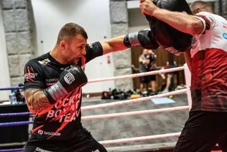 Соперник Головкина рассказал о состоянии своего здоровья после вспышки коронавируса в команде