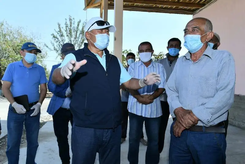 Умирзак Шукеев проверил качество новых домов в Мактааральском районе