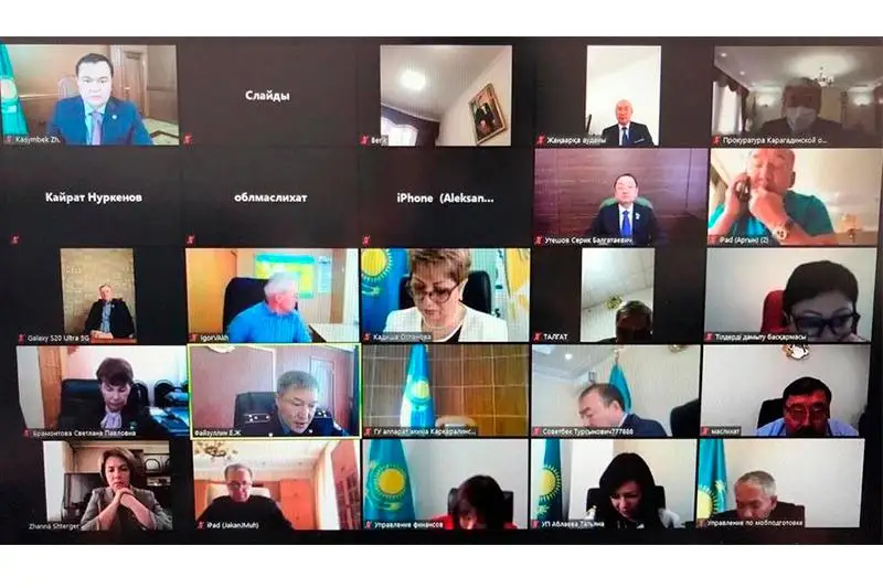 Женис Касымбек отчитался перед депутатами за год своей работы