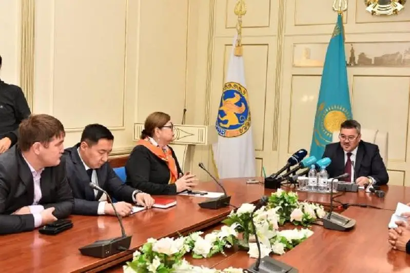 Актюбинцы могут отправить предложения по улучшению качества дорог в акимат города