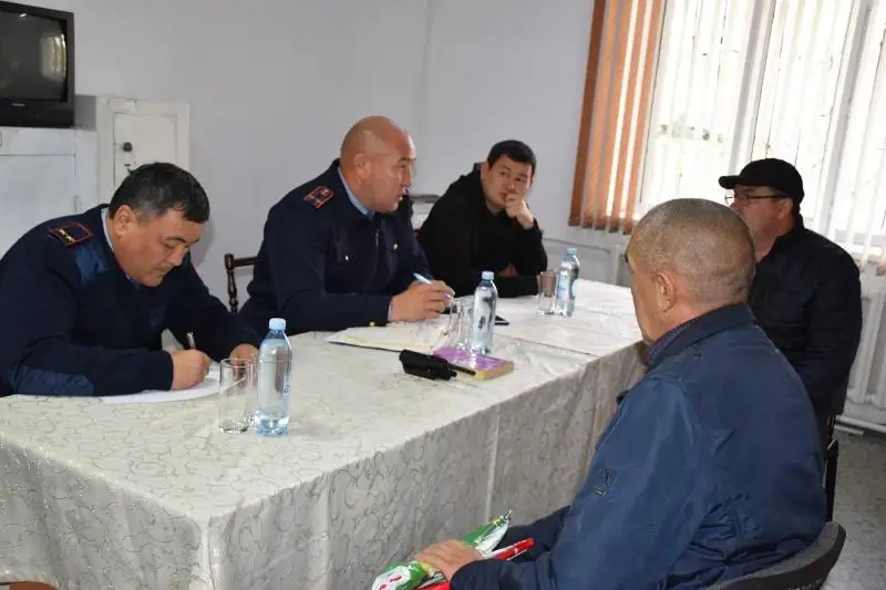 Герои сериала «Патруль» приняли участие в полицейской акции в Талдыкоргане