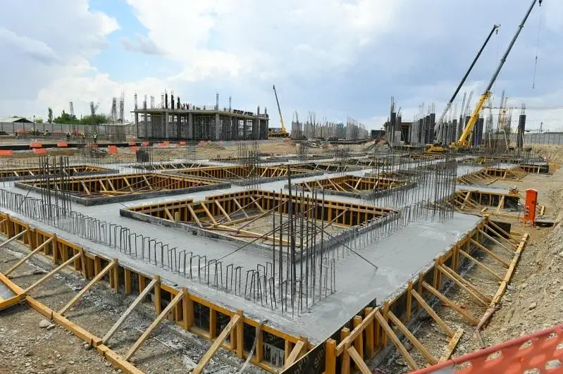 Стадион, амфитеатр, парк аттракционов: строительство еще каких объектов завершают в Туркестане