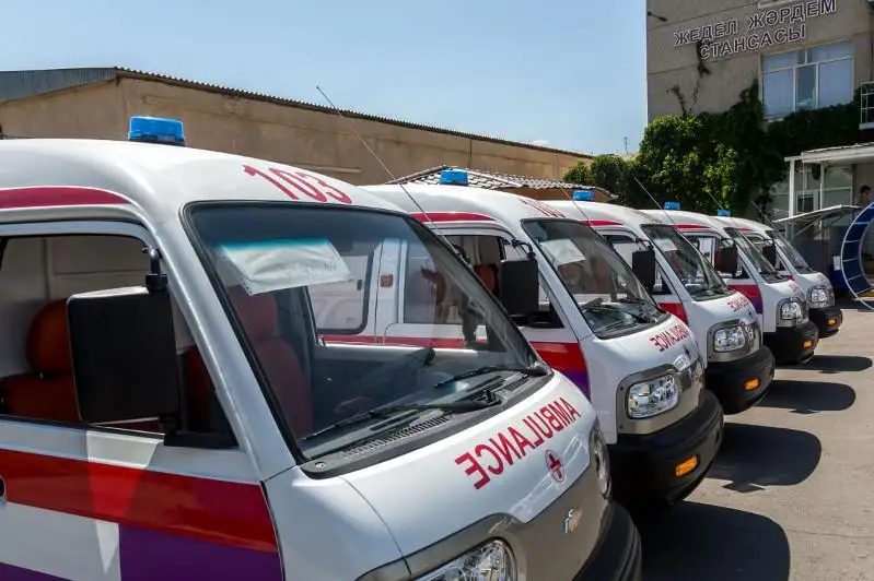 На десять новых автомашин пополнился автопарк Жамбылской станции скорой помощи