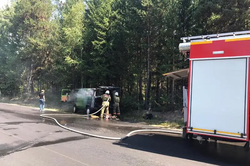 Автомобиль загорелся во время движения в ВКО