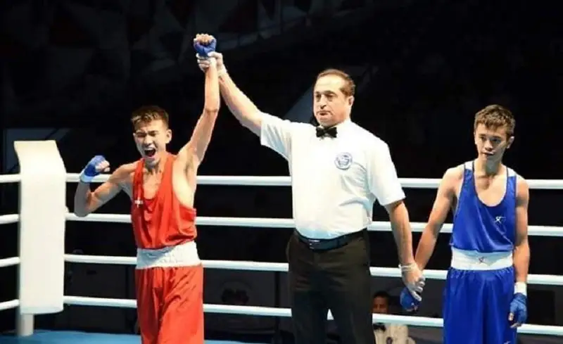 10 казахстанцев вышли в полуфинал юношеского чемпионата Азии по боксу