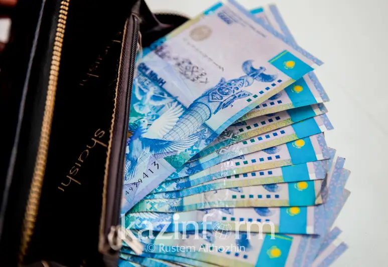 Глава Минтруда рассказал, как повышаются зарплаты в Казахстане