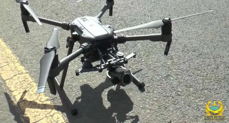 Дроны  начали использовать для патрулирования в Алматы