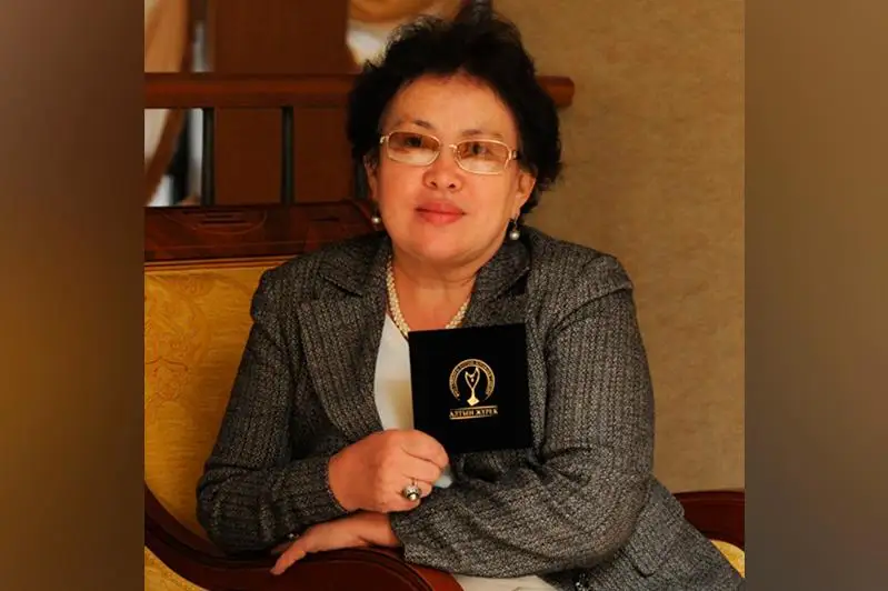 В моей трудовой книжке всего одна запись – Сара Мустафина