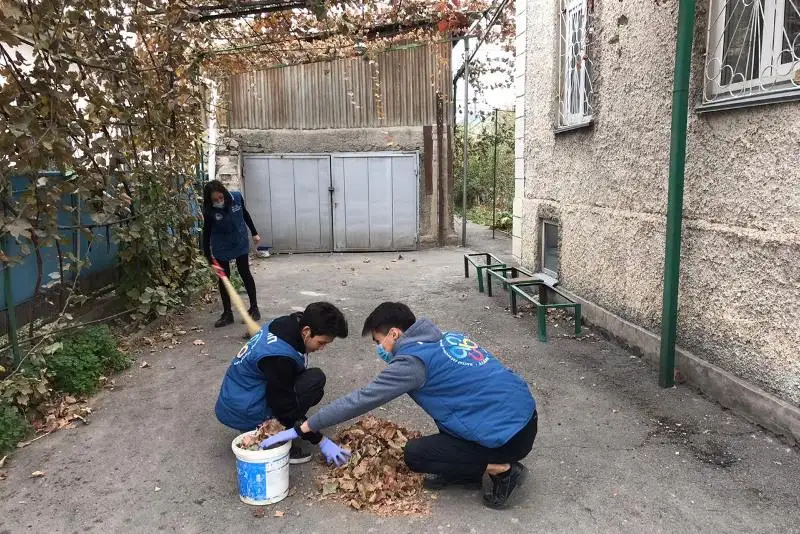 Сделаем добро: Акция в помощь пожилым людям прошла в  Алматы