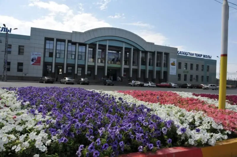 Железнодорожный вокзал Тараза полностью реконструируют