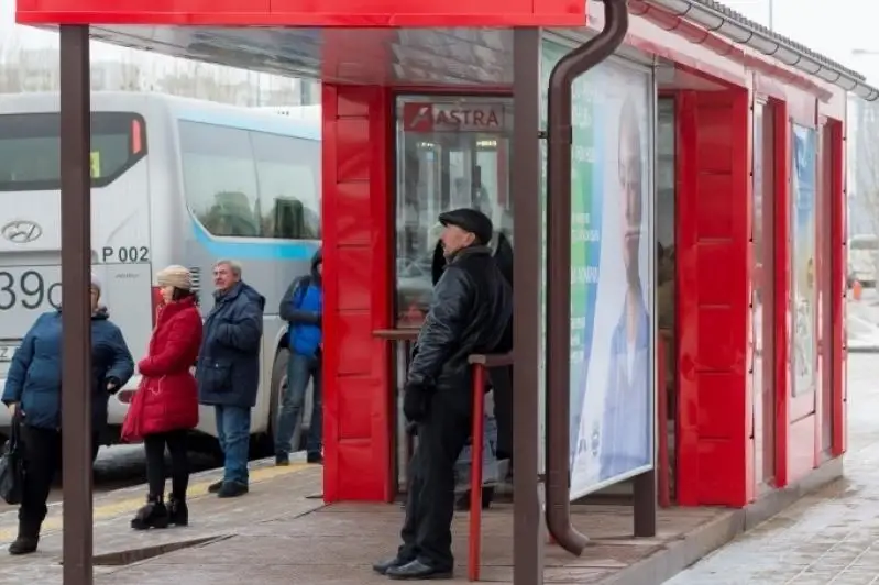 Аким столичного района пообещал выполнить джентльменское соглашение о теплых остановках