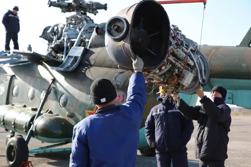 Военные летчики Казахстана готовятся к холодам