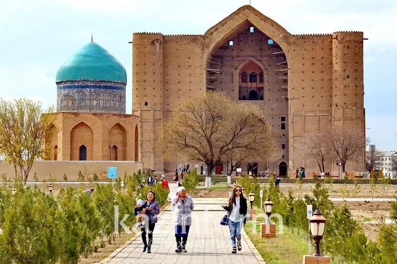 Умирзак Шукеев: В Туркестане нужно развивать паломнический и археологический туризм