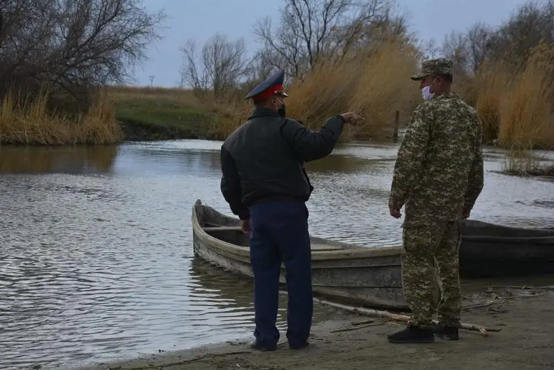 Намеревавшихся порыбачить и отдохнуть на природе нарушителей оштрафовали в Жамбылской области