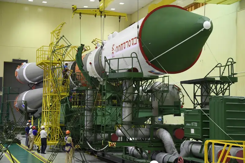 Старт космического  грузовика «Прогресс МС-13» с Байконура перенесен