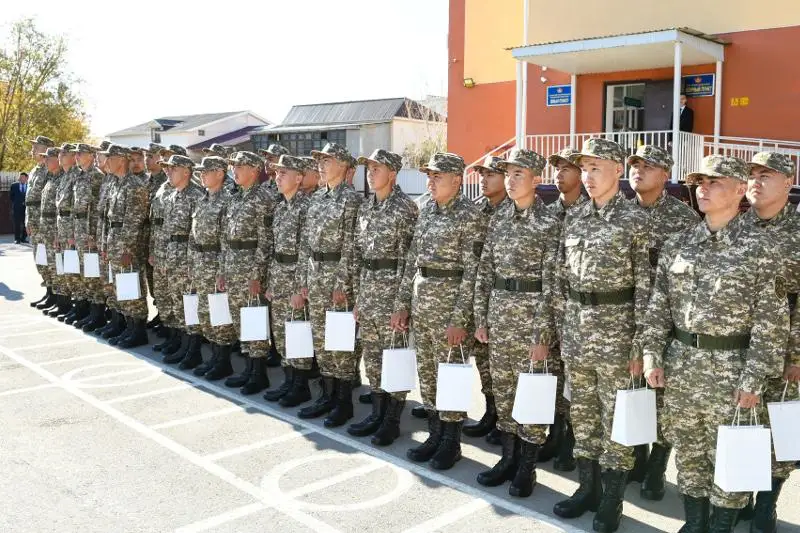 Около двух тысяч кызылординцев призваны на воинскую службу в этом году
