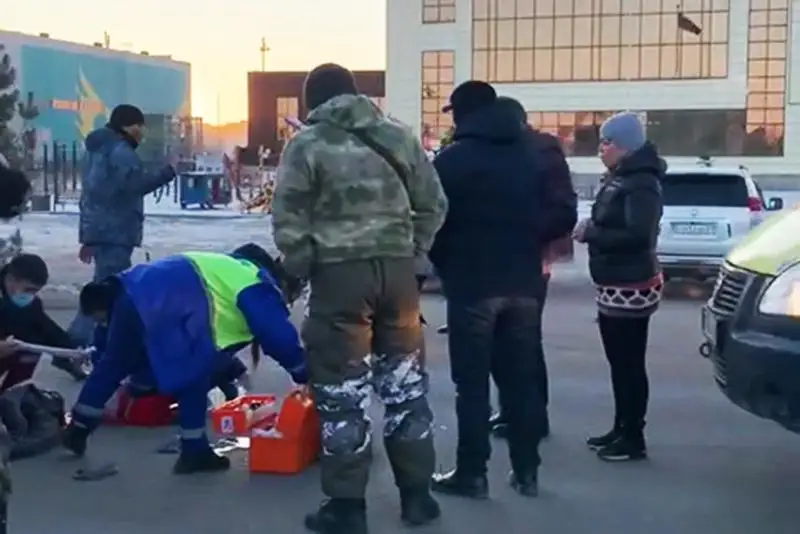 22-летняя девушка на кроссовере насмерть сбила ребенка в Уральске