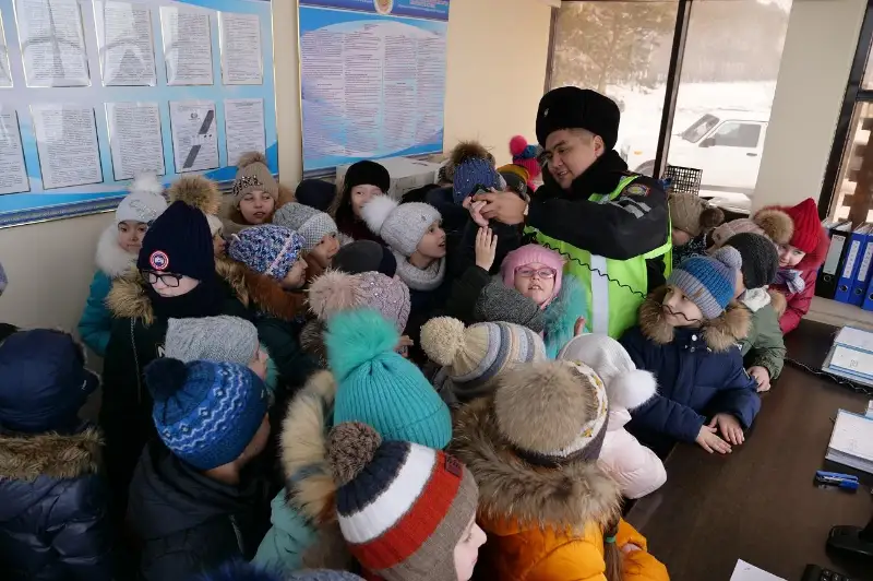 Полицейские СКО на день превратились в экскурсоводов