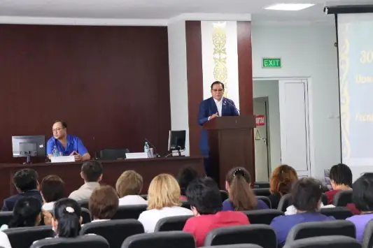 Здравоохранение, цифровизация, женское предпринимательство - в центре внимания мажилисменов