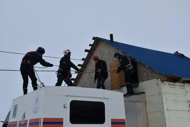 Спасатели отрабатывают алгоритм действий во время паводка в СКО