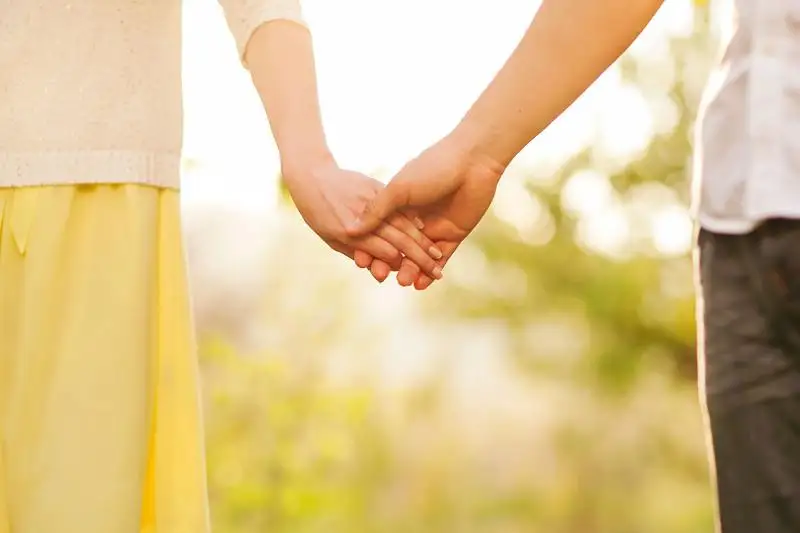 В Атырау 13-летняя девочка «побывала» замужем