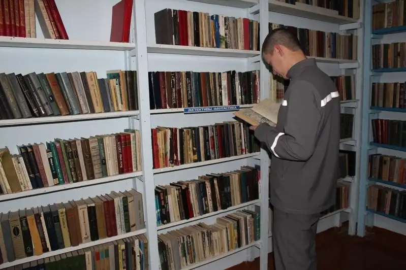 Книги Абая и Пушкина любят читать в павлодарской колонии