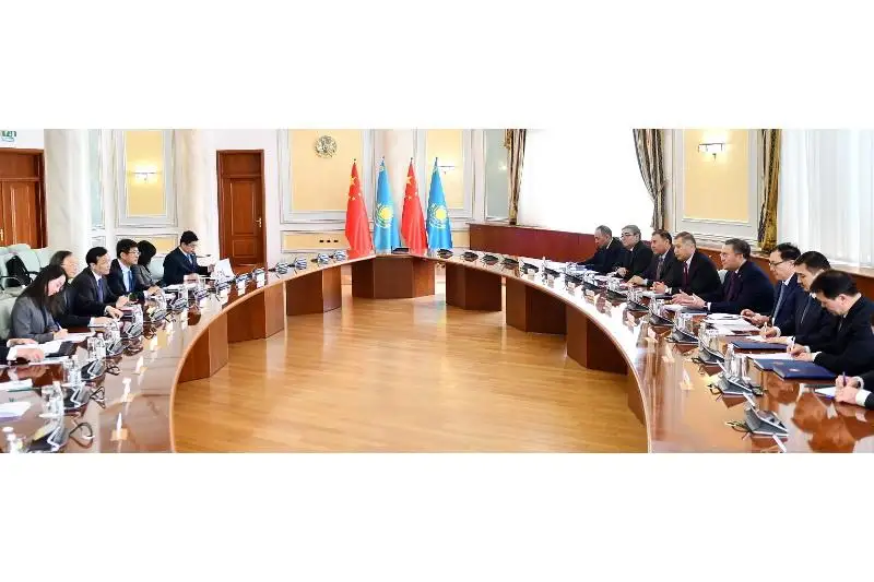 В МИД РК состоялась встреча с членом Политбюро ЦК Компартии Китая
