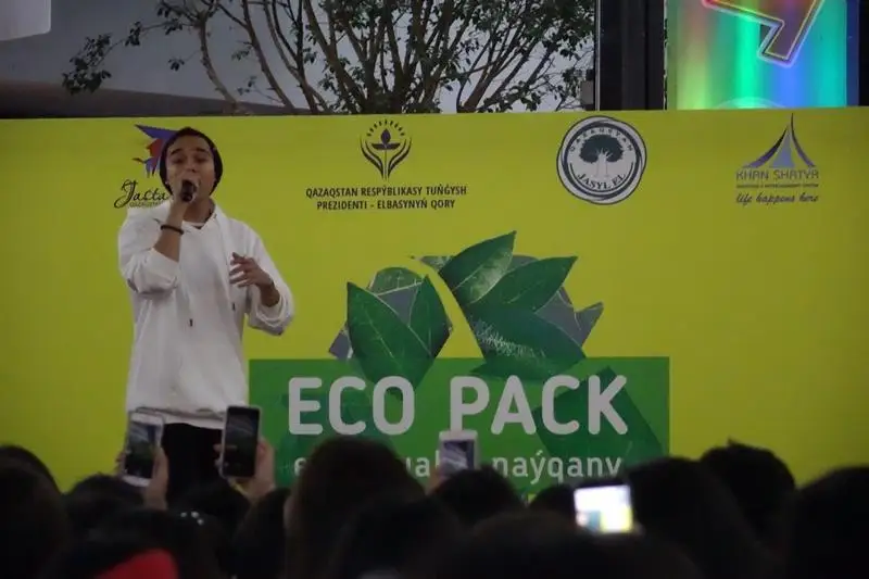 Столичные жители обменяли полиэтиленовые пакеты на многоразовые сумки