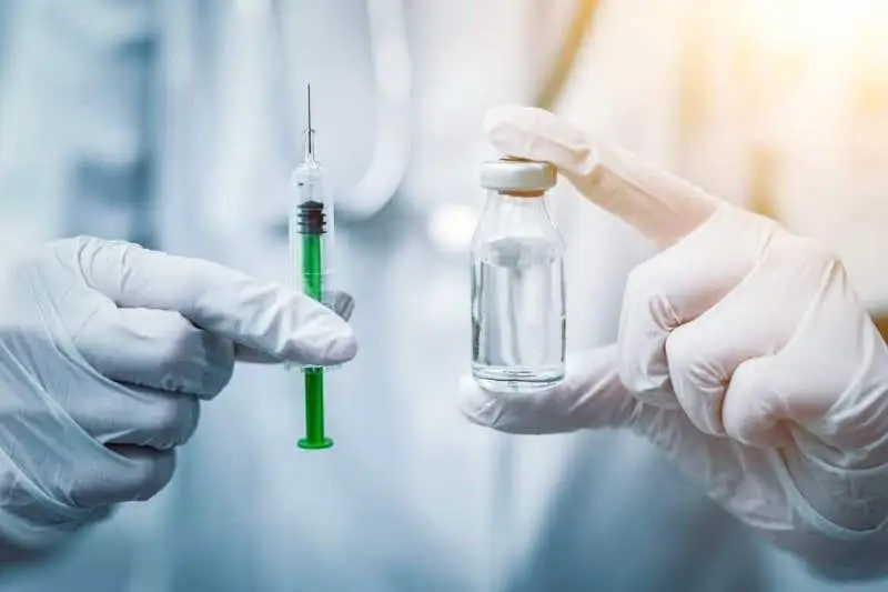 В ВОЗ заявили, что 70% населения планеты должно вакцинироваться для выработки иммунитета