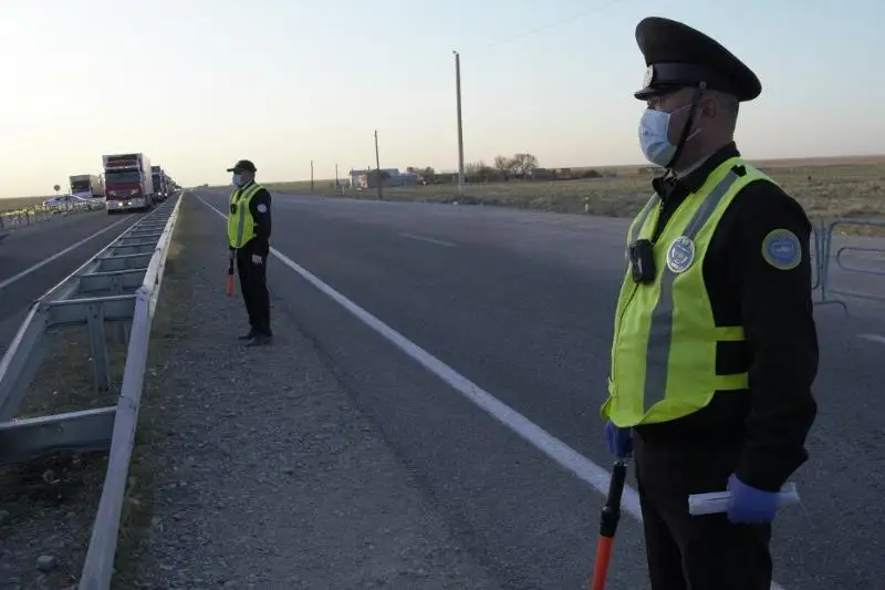 43 нарушителя режима ЧП арестованы в Туркестанской области