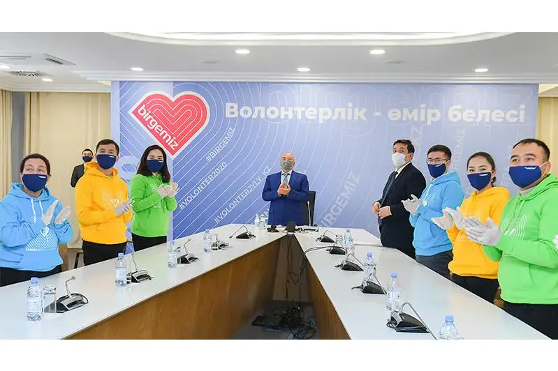 Волонтеров чествовали в Туркестанской области