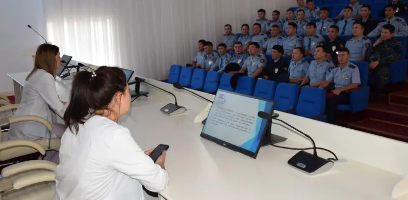 Как принять роды и оказать помощь пострадавшим в ДТП, научили акмолинских полицейских