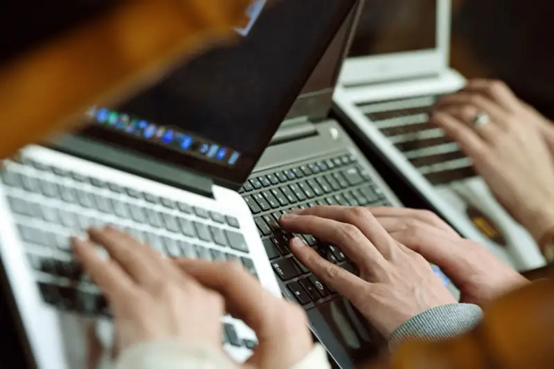 Кыргызстан планирует перенять опыт Казахстана по оказанию госуслуг через соцсети