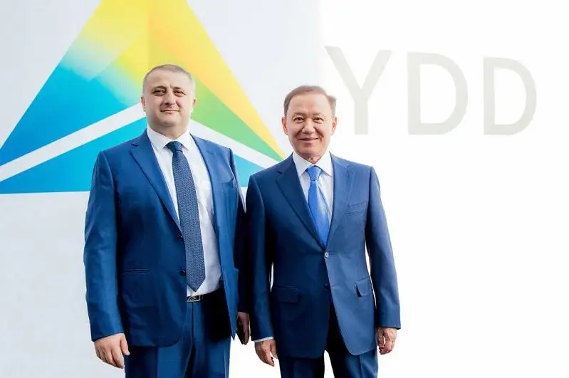 Ерлан Нигматулин и Давид Кемертелидзе передали больницам Карагандинской области аппараты и медикаменты