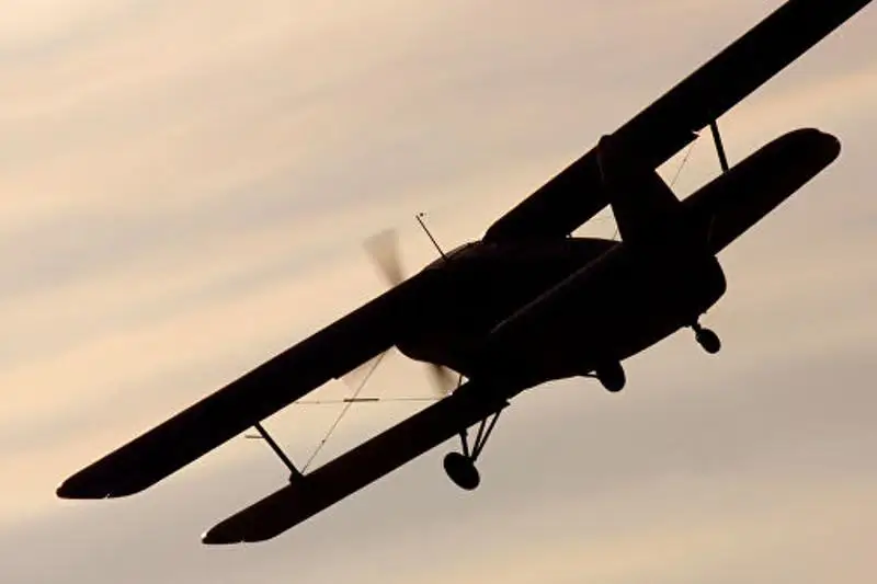 Один человек погиб при крушении учебного самолета в Таджикистане