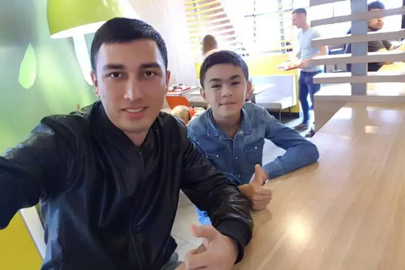 Самый молодой гроссмейстер в мире Жавохир Синдаров сыграет в Алматы