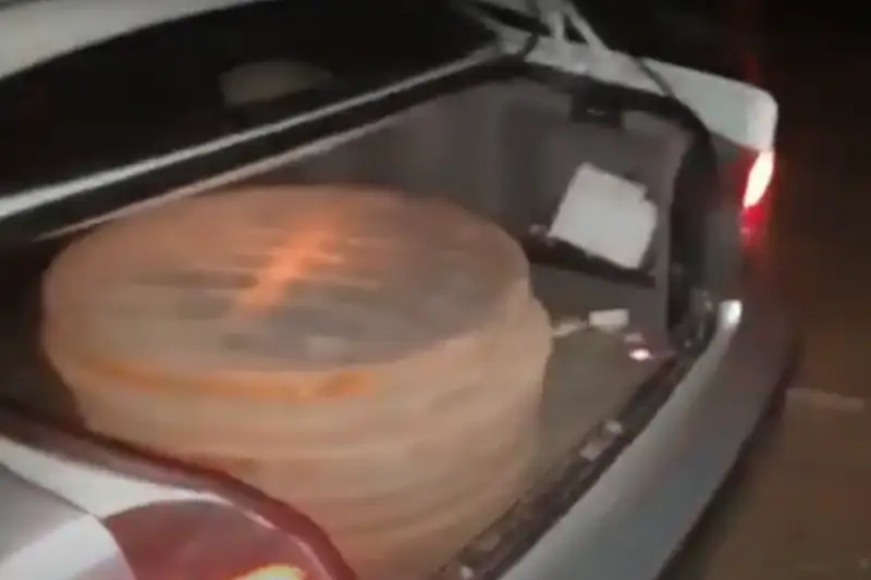 Серийных похитителей канализационных люков задержали в столице