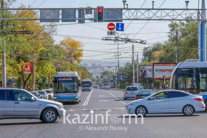 В 2021 году в Алматы появятся еще 357 «умных» светофоров