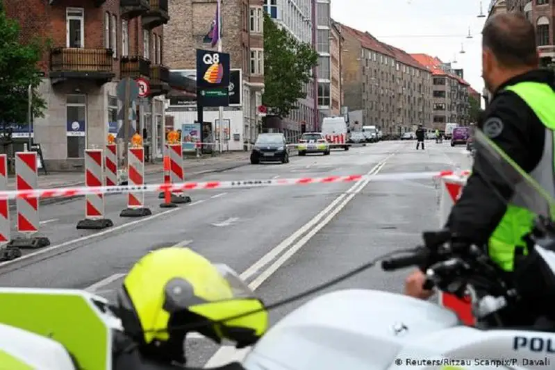 Взрыв прогремел в Копенгагене возле полицейского участка