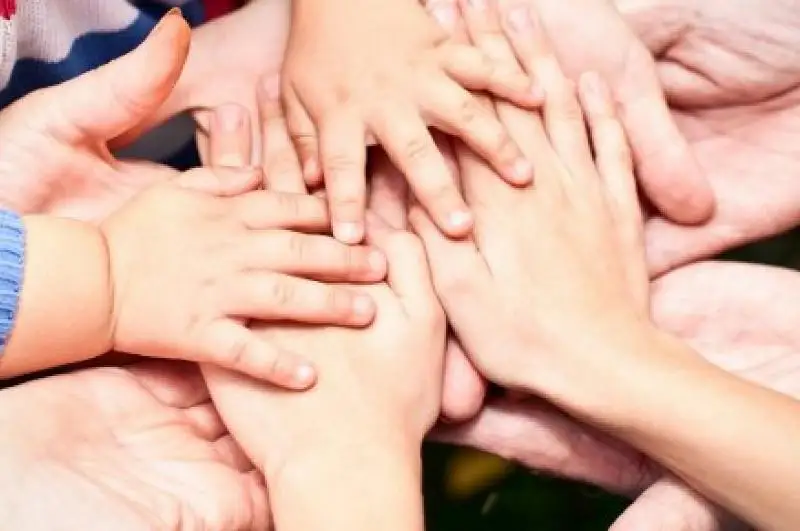 Гарантированный соцпакет для детей из малообеспеченных семей: что входит, и кто будет получать