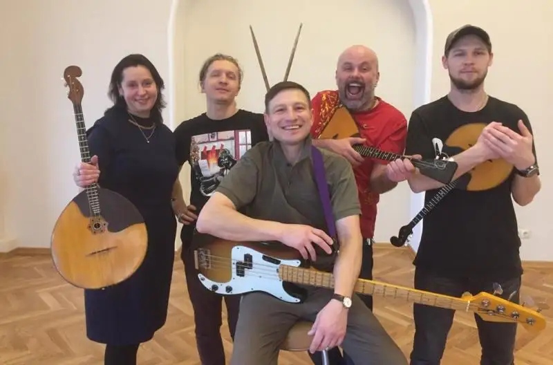 Сюрприз Димашу Кудайбергену: российский ансамбль исполнил кюй «Әлқисса»