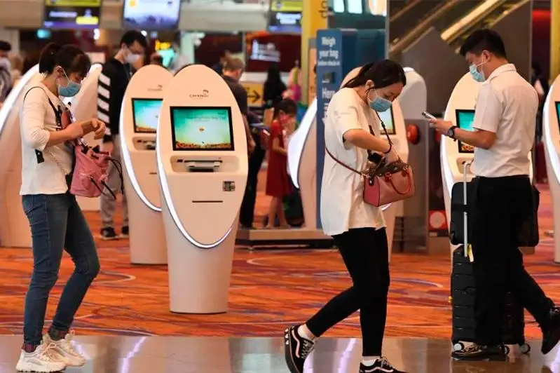 Сингапур полностью закрывает границы из-за коронавируса