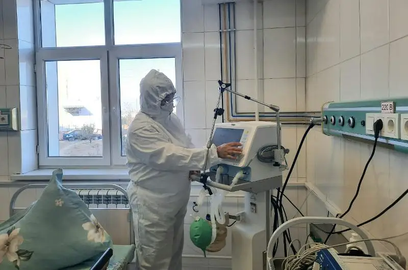 Около 800 операций провели в городской детской больнице Туркестана